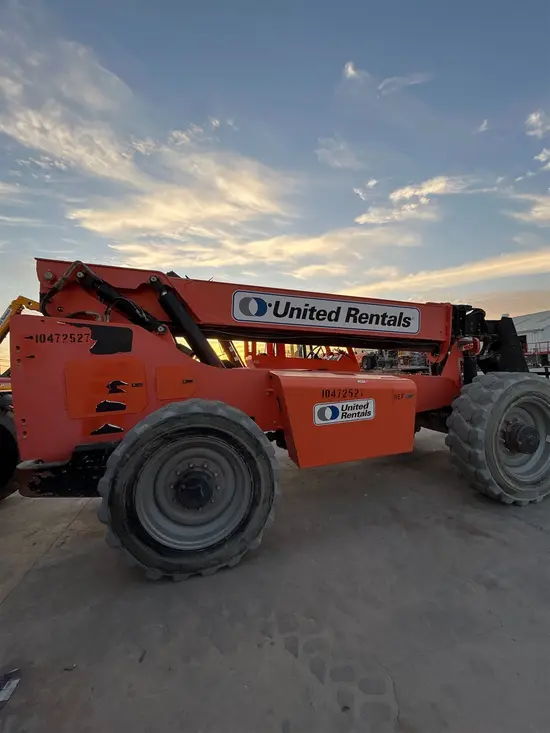 2016 SKYTRAK 10054 Forklift