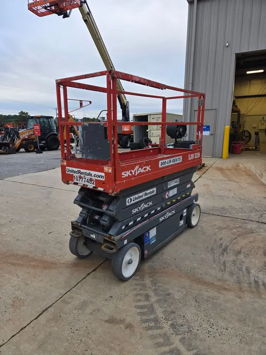 2018 Skyjack SJIII3226 Scissor Lift