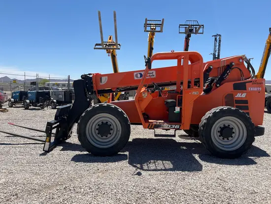 2018 SKYTRAK 6036 Forklift