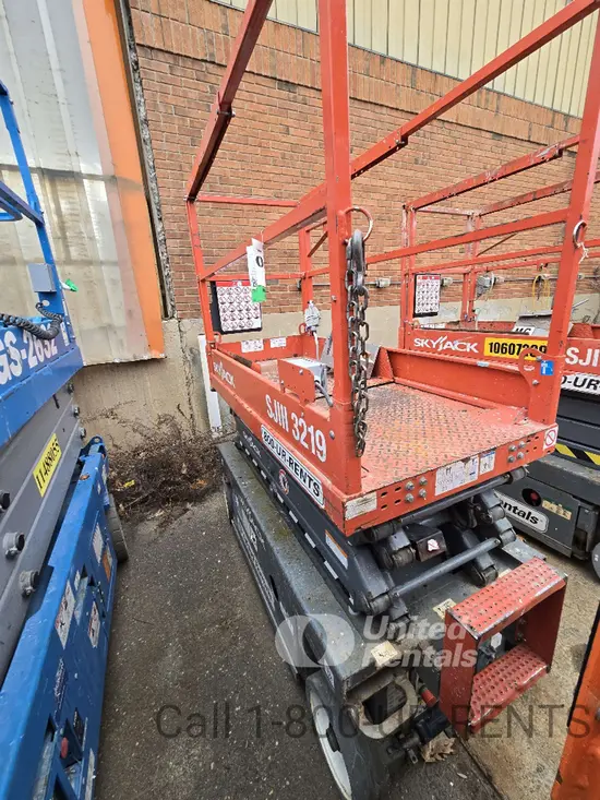 2018 Skyjack SJIII3219 Scissor Lift