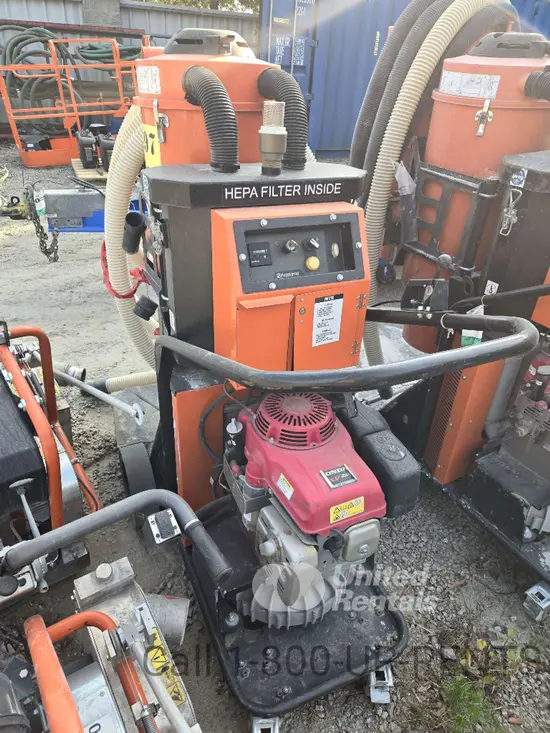 2021 Husqvarna T4000P Vacuum