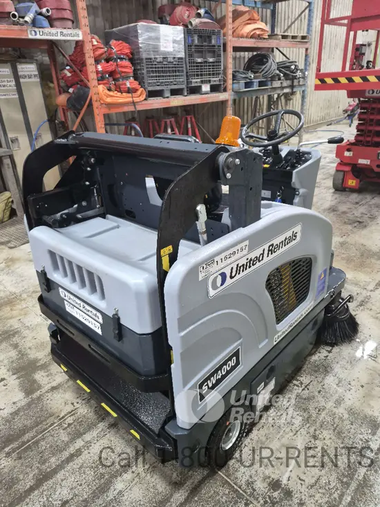 2022 Clarke SW4000 49 Sweeper