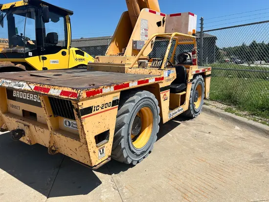 2009 Broderson IC-200-3G
