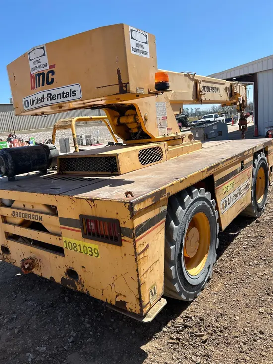 2008 Broderson IC-200-3F