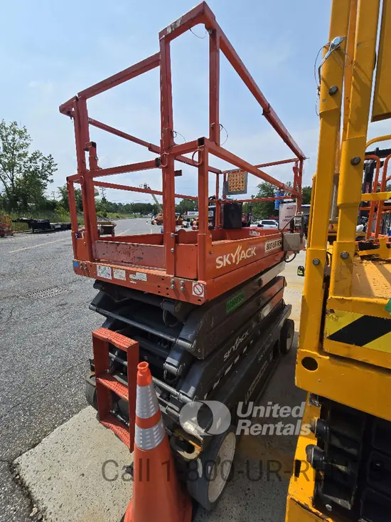 2018 Skyjack SJIII4632 Scissor Lift