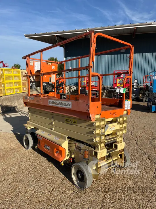 2017 JLG 3246ES Scissor Lift