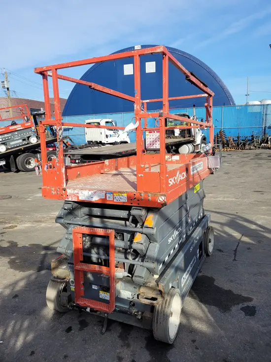 2017 Skyjack SJIII4632 Scissor Lift