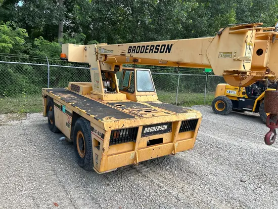 2015 Broderson IC-80-3J