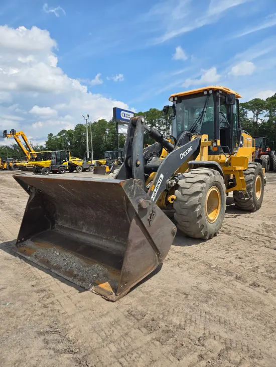 2021 John Deere 624L Wheel Loader