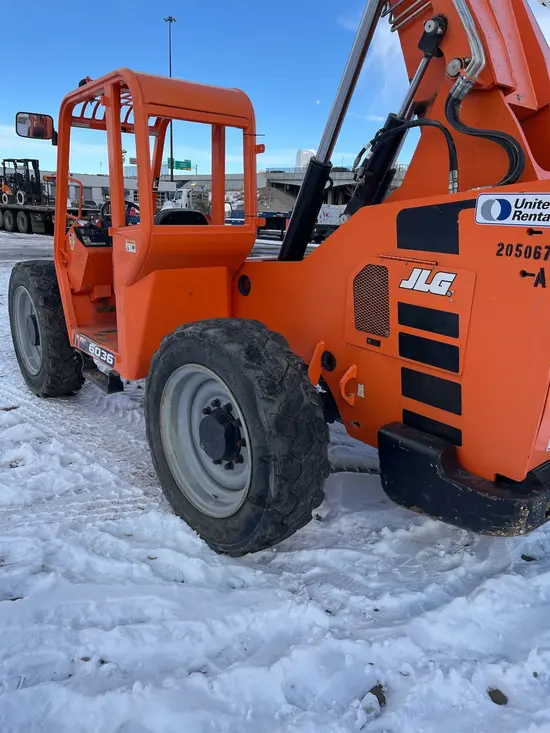 2018 SKYTRAK 6036 Forklift