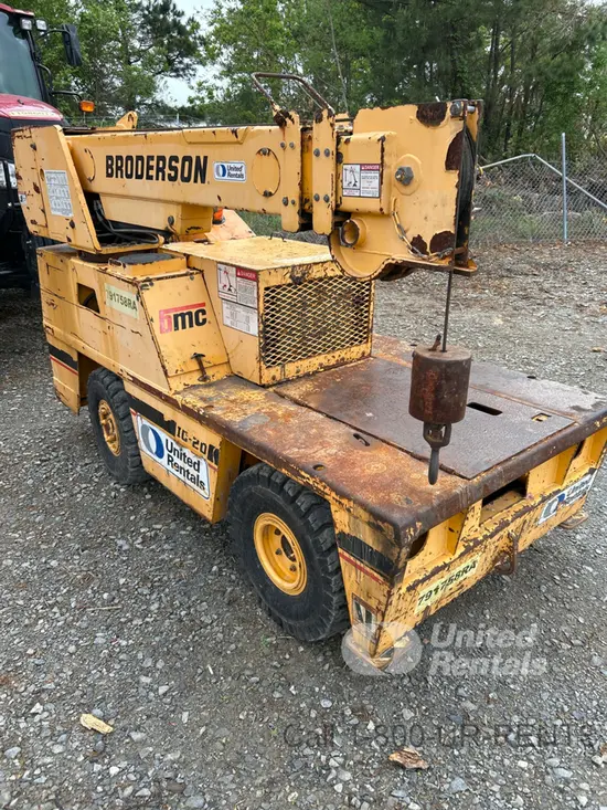 2009 Broderson IC-20-1H