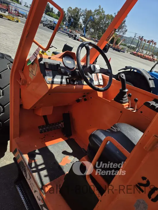 2018 SKYTRAK 8042 Forklift
