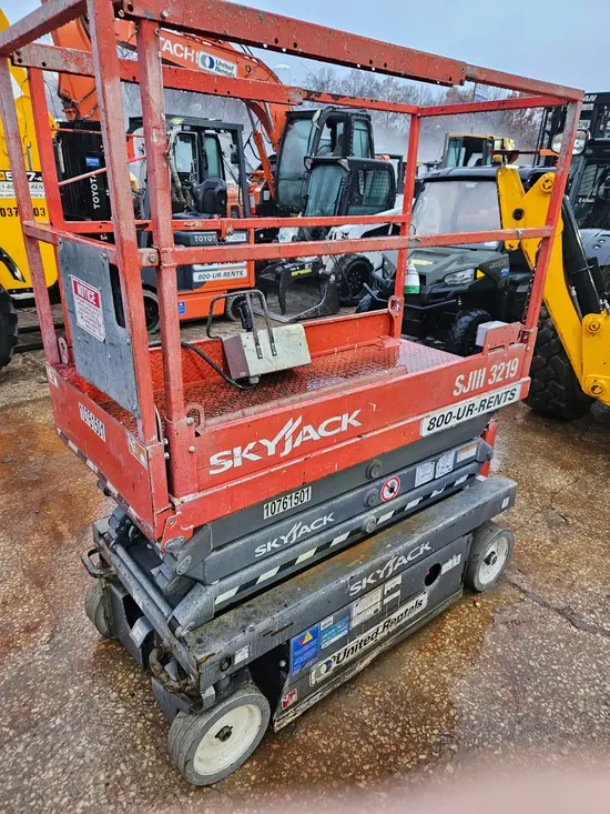 2018 Skyjack SJIII3219 Scissor Lift