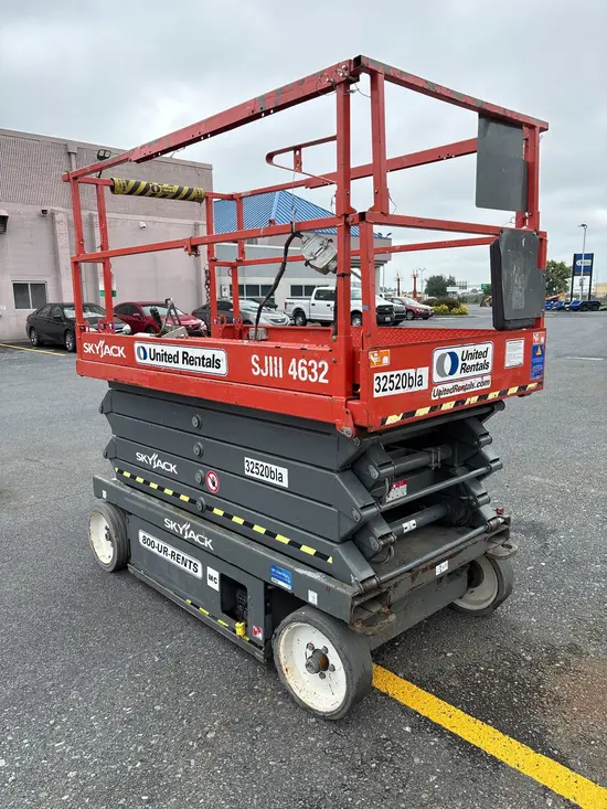 2016 Skyjack SJIII4632 Scissor Lift
