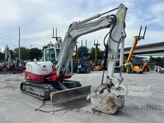 2022 Takeuchi TB290C Mini Excavator