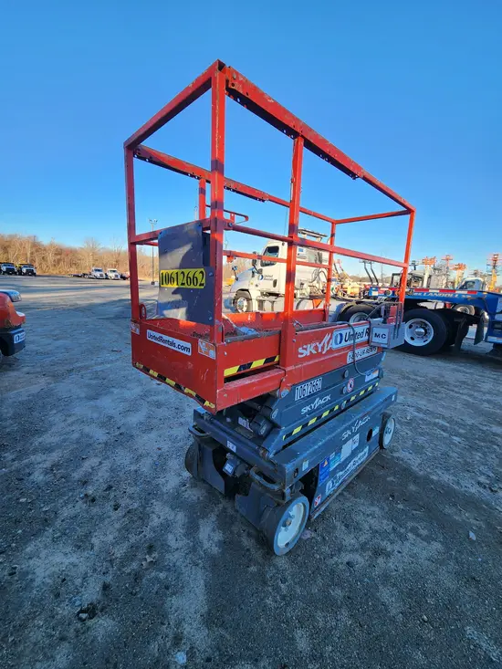 2017 Skyjack SJIII3219 Scissor Lift