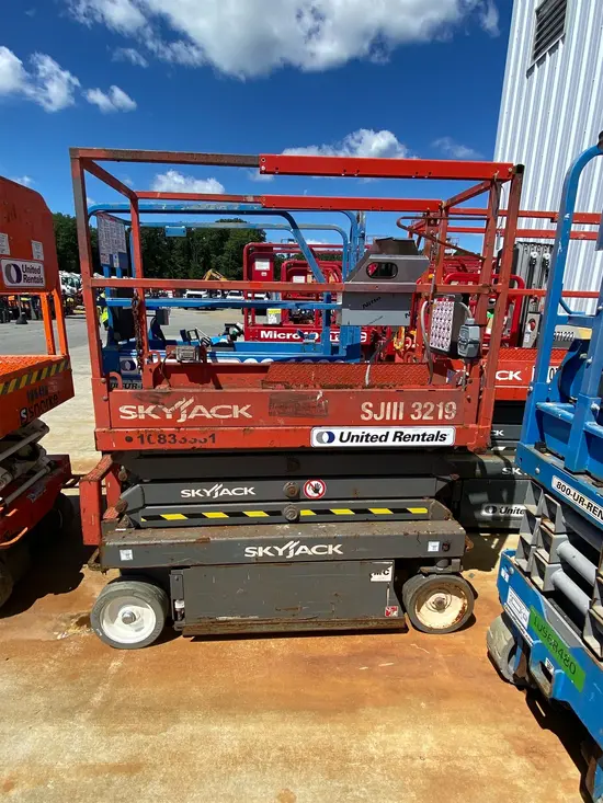 2018 Skyjack SJIII3219 Scissor Lift
