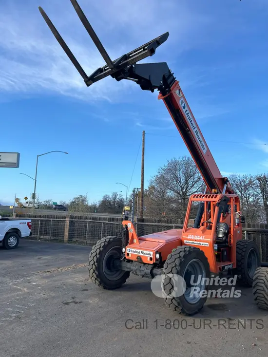 2018 SKYTRAK 8042 Forklift