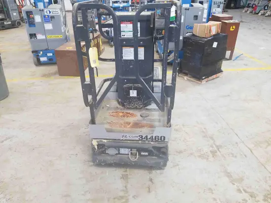 2016 JLG 10MSP