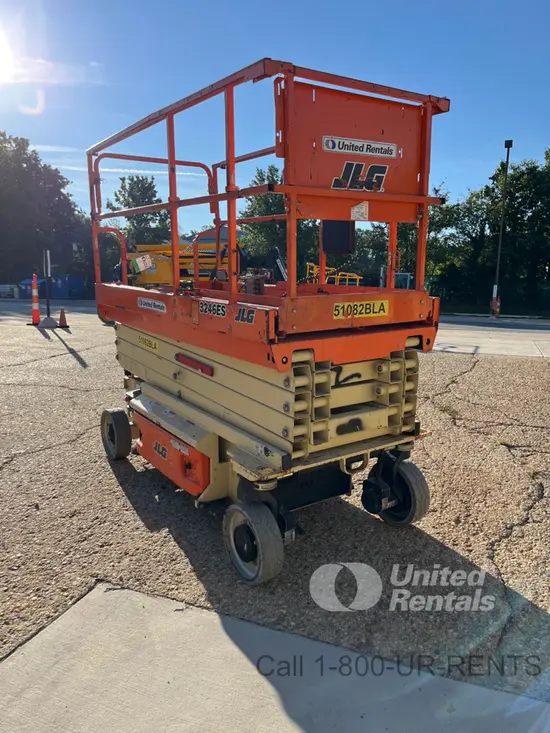 2017 JLG 3246ES Scissor Lift