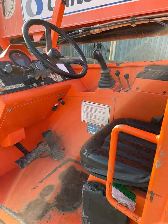 2016 SKYTRAK 8042 Forklift