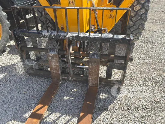 2019 JCB 400-7377 Attachment