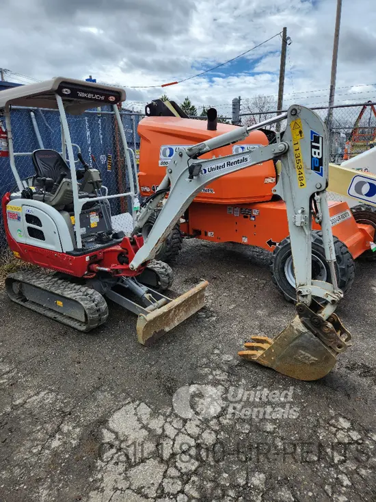 2022 Takeuchi TB20E Mini Excavator