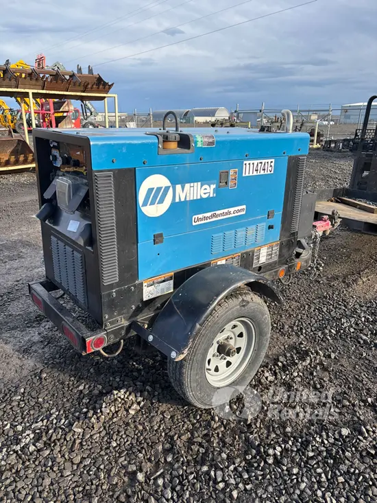 2021 Miller Welders BIG BLUE 400PRO Welder
