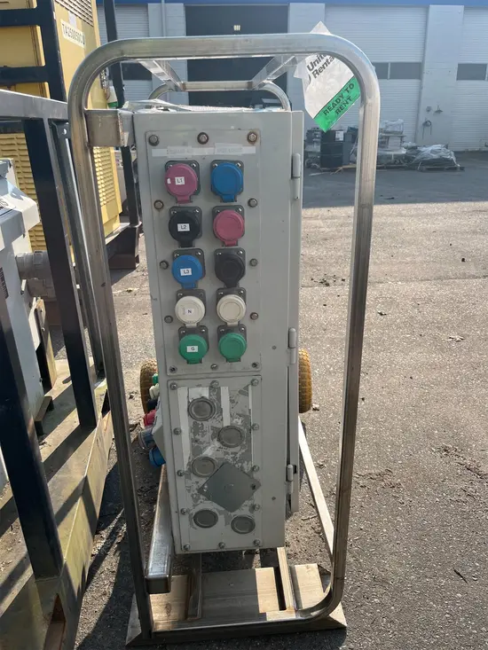 2012 HIPOWER HPS06427PN2U Distribution Panel