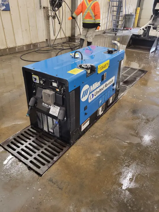 2020 Miller Welders BIG BLUE 400PRO Welder