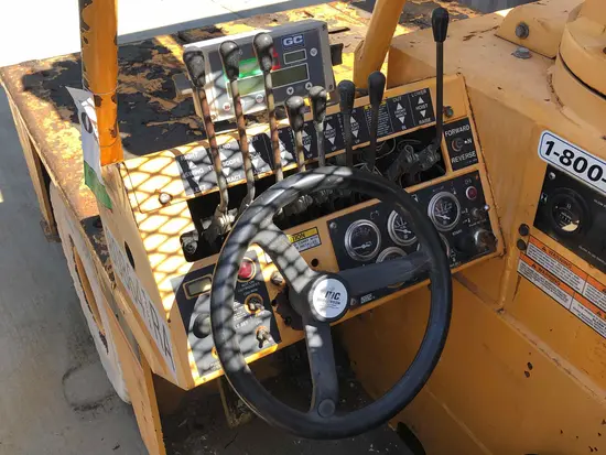 2010 Broderson IC-35-2E