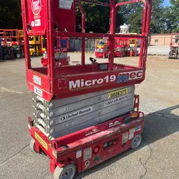 2019 MEC MICRO 19 Scissor Lift