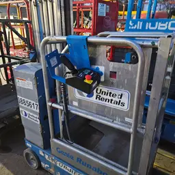 2019 Genie GR-20 Self-Propelled One-Person Lift