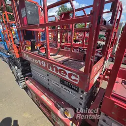 2019 MEC MICRO 19 Scissor Lift
