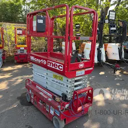 2019 MEC MICRO 19 Scissor Lift