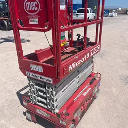 2019 MEC MICRO 19 Scissor Lift