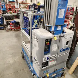2019 Genie GR-20 Self-Propelled One-Person Lift