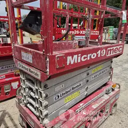 2018 MEC MICRO 19 Scissor Lift