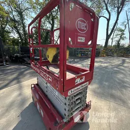 2018 MEC MICRO 19 Scissor Lift