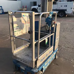 2016 Genie GR-20 Self-Propelled One-Person Lift