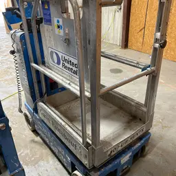 2018 Genie GR-20 Self-Propelled One-Person Lift