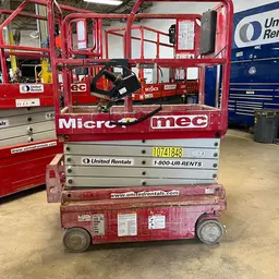 2018 MEC MICRO 19 Scissor Lift