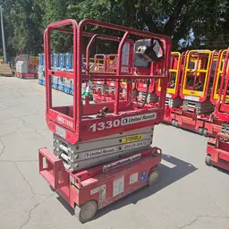 2018 MEC 1330SE Scissor Lift