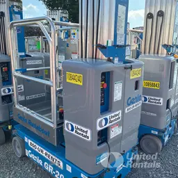 2018 Genie GR-20 Self-Propelled One-Person Lift