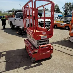2018 MEC 1330SE Scissor Lift