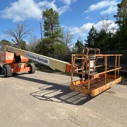 2017 JLG 800S Boom Lift