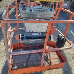 2017 JLG E400AJPN Articulating Boom Lift
