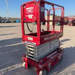 2018 MEC MICRO 19 Scissor Lift