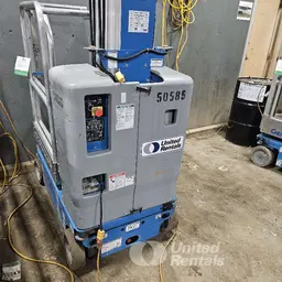 2017 Genie GR-20 Self-Propelled One-Person Lift