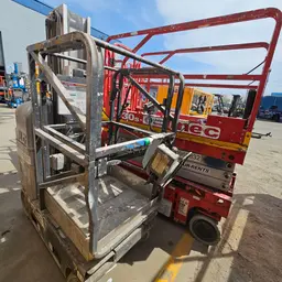 2017 JLG 20MVL Self-Propelled One-Person Lift